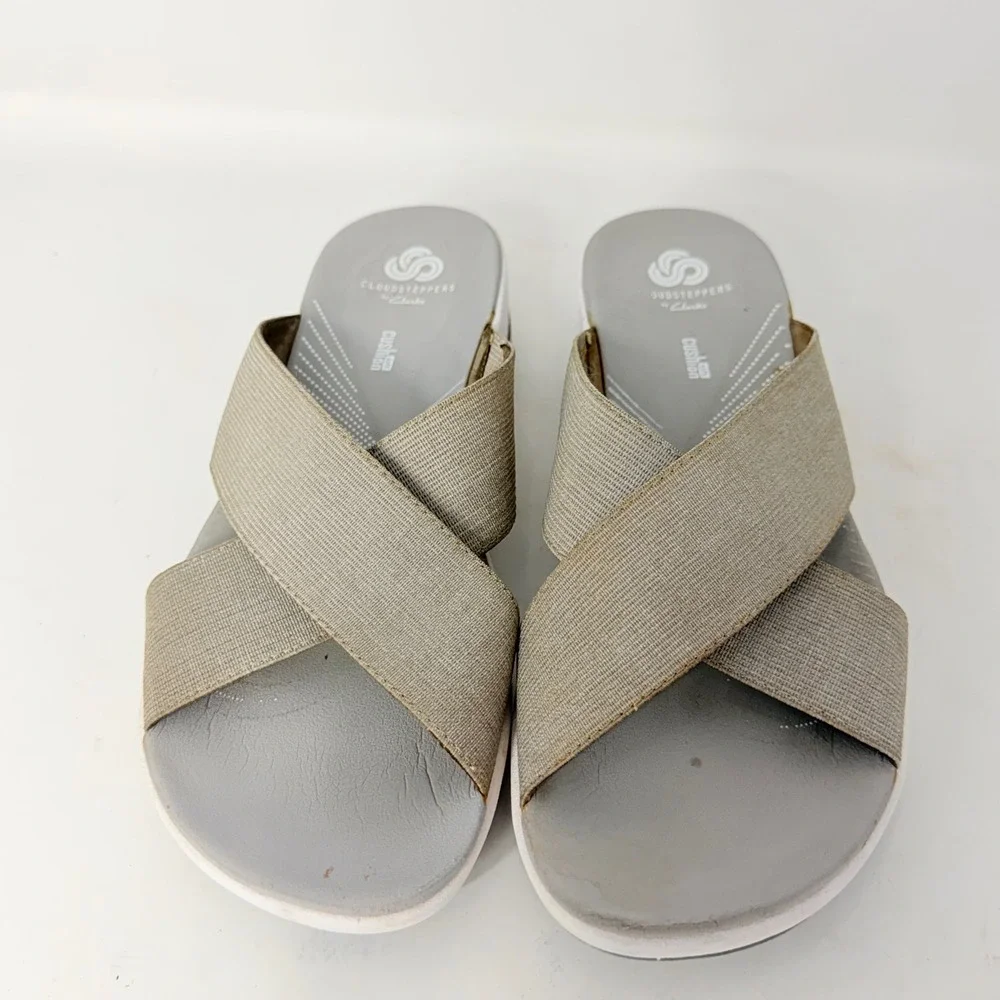 Clarks Cloudsteppers Arla Glison Women 8 M Taupe Metallic Elastic Slide Sandals